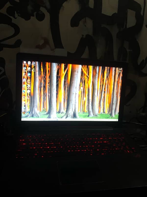 Asus ROG G501VW Gaming Laptop 2