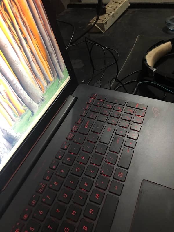 Asus ROG G501VW Gaming Laptop 3