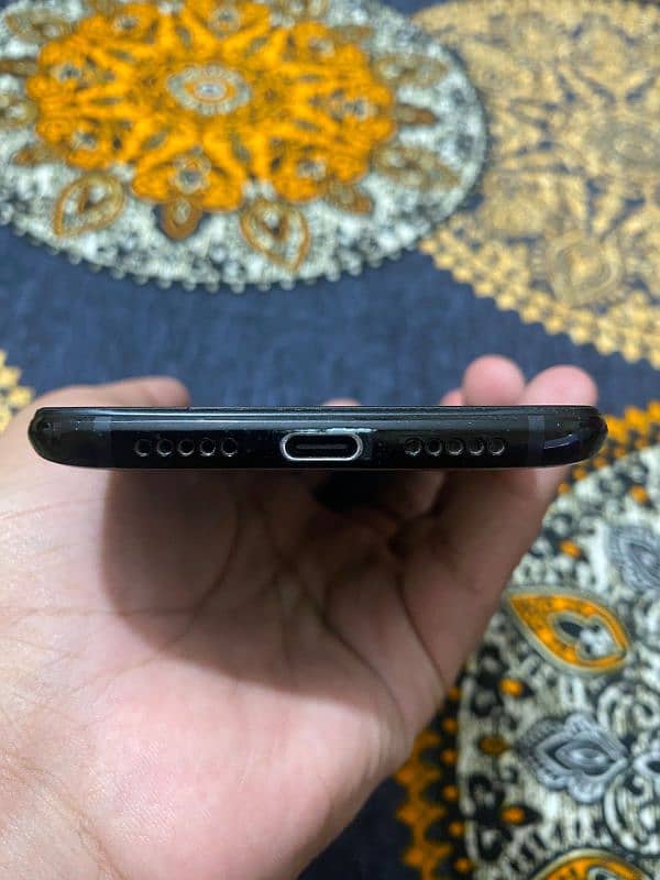 One Plus 6T 8/128 3