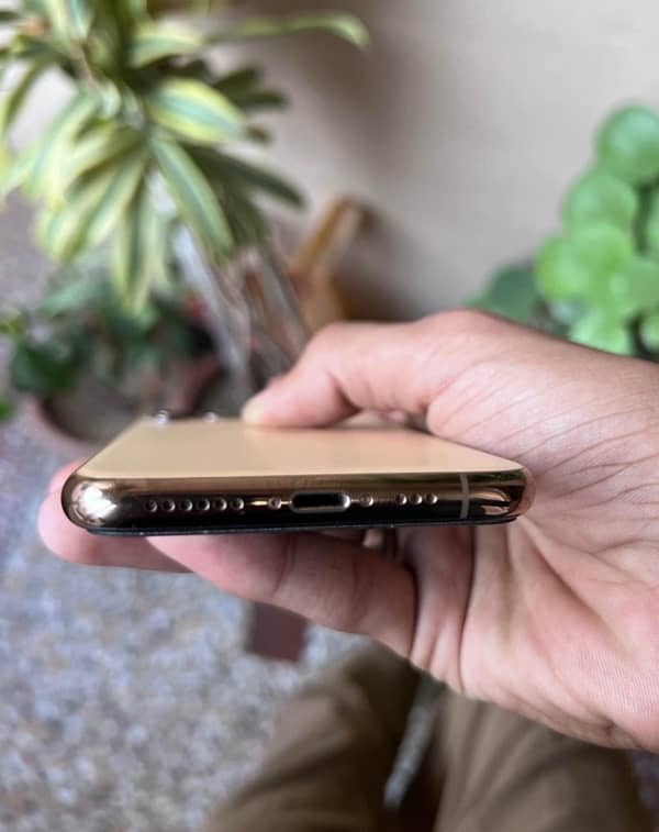 iPhone 11 Pro Dual Approved 4