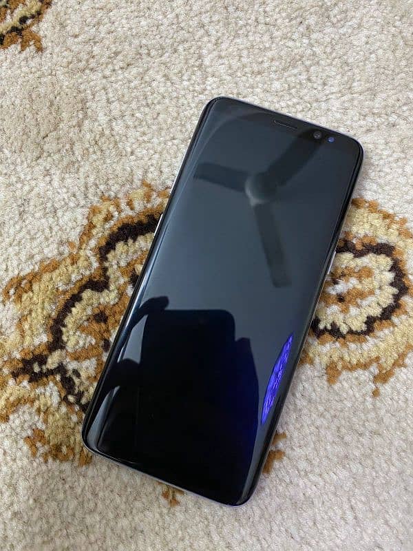 samsung galaxy s8 4/64 for sale read add plz 6