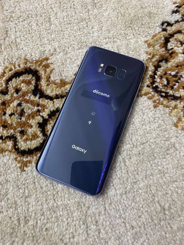 samsung galaxy s8 4/64 for sale read add plz 8