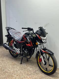 honda cb150f 2021 model ( low millage )