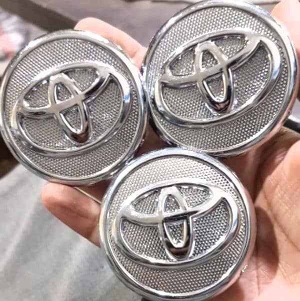 Toyota altus ,primo,prious,vitz,aqua original  wheel cover hub cap 2