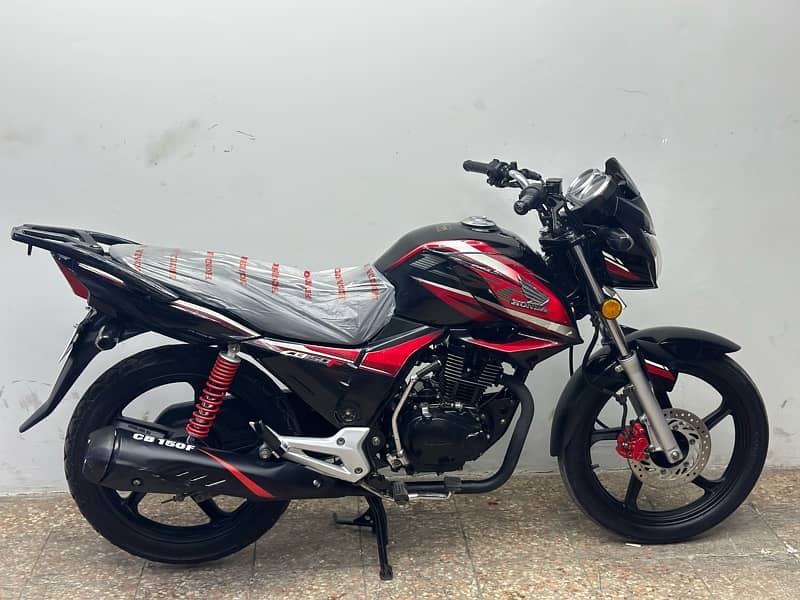 honda cb150f 2018 model ( 21000 used only ) 4