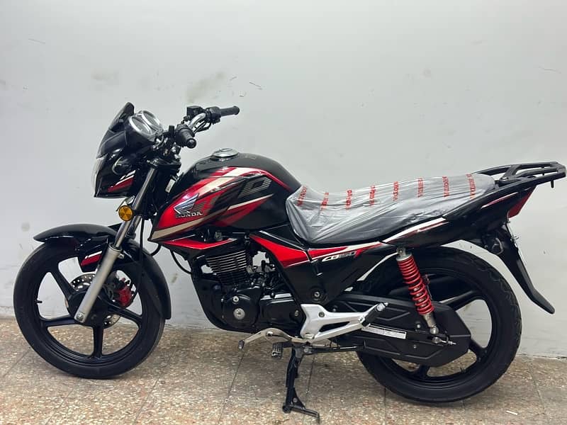 honda cb150f 2018 model ( 21000 used only ) 5