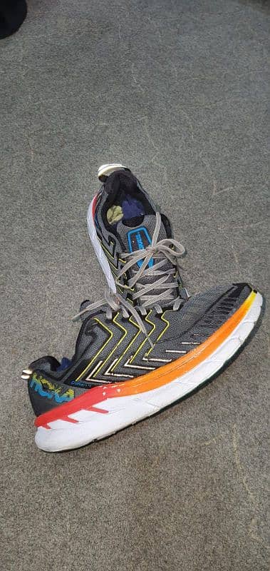 Original HOKA Clifton 4 1