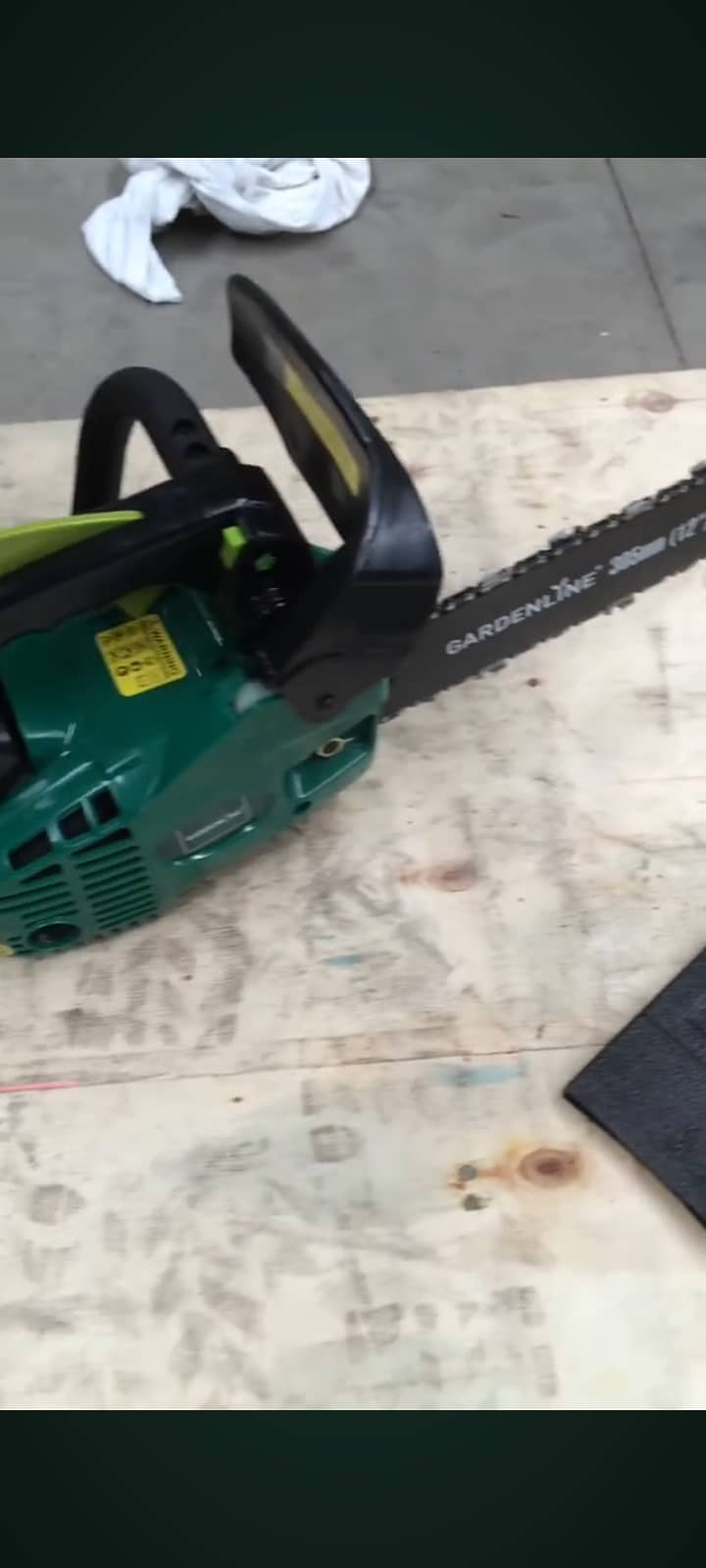 Chainsaw 26cc 2 Stroke Model # PCH25 Petrol Gardenline Brand 2