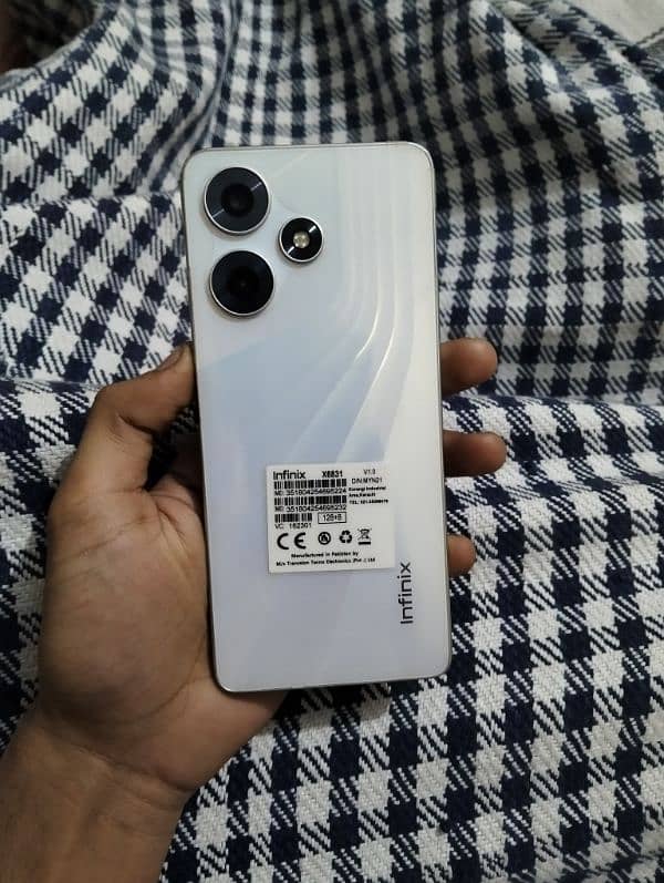 Infinix hot 30 8+8 128gb 3