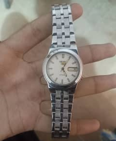 Seiko 5 automatic watch for sale,03315138935 contact me on WhatsApp.