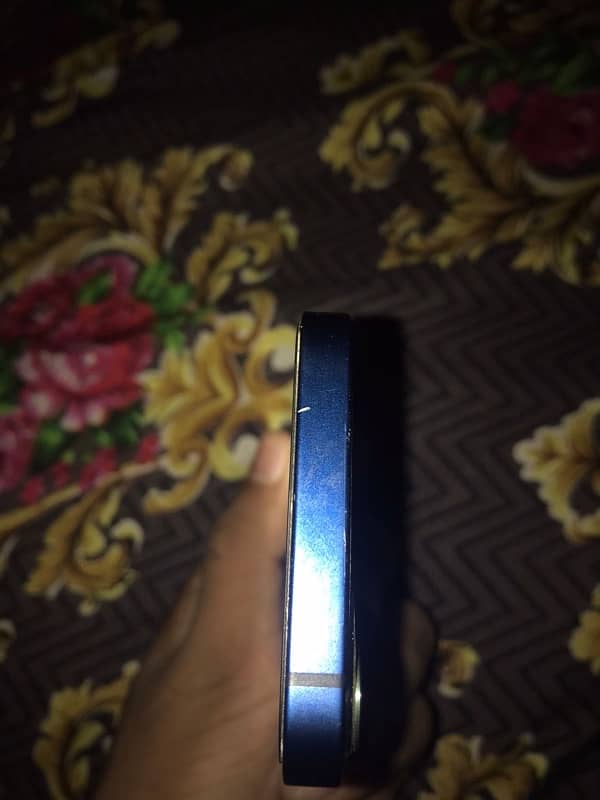 iPhone 12mini jv 64 gb condition 10/10 3