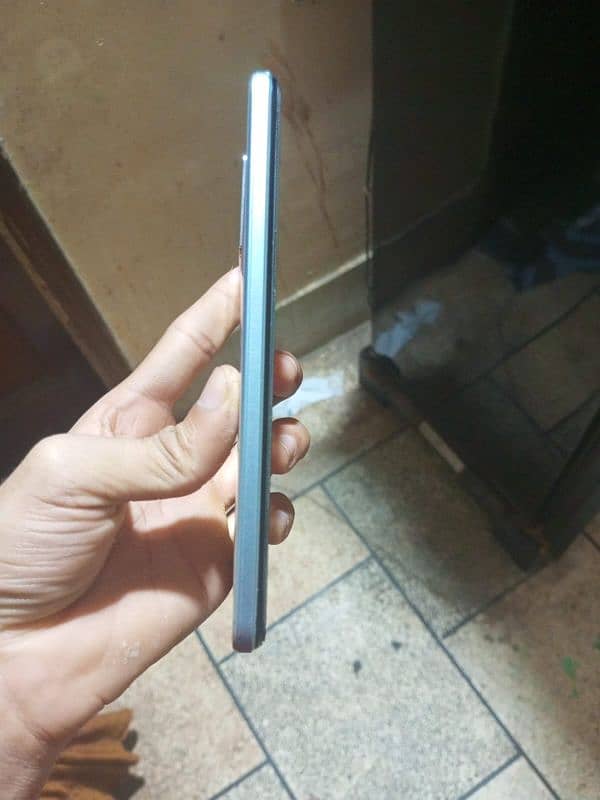 Vivo y21s 4/64 PTA approved ye kitt Wala mobile nahi ha original ha 3