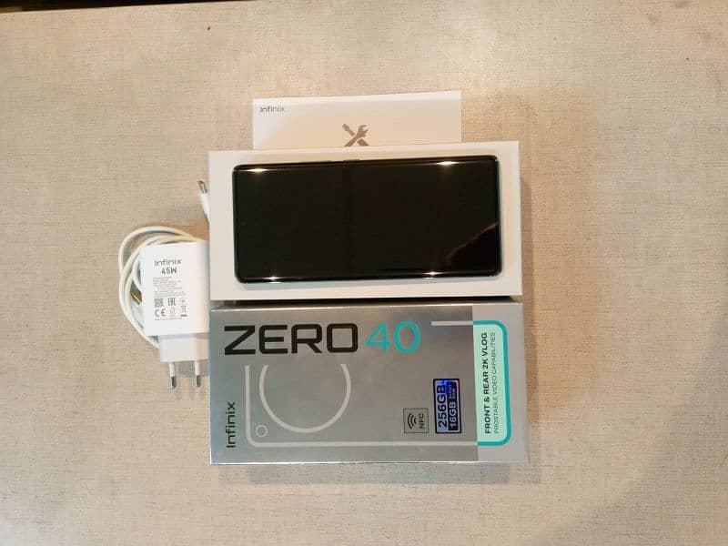 INFinix Zero 40            8+256 2