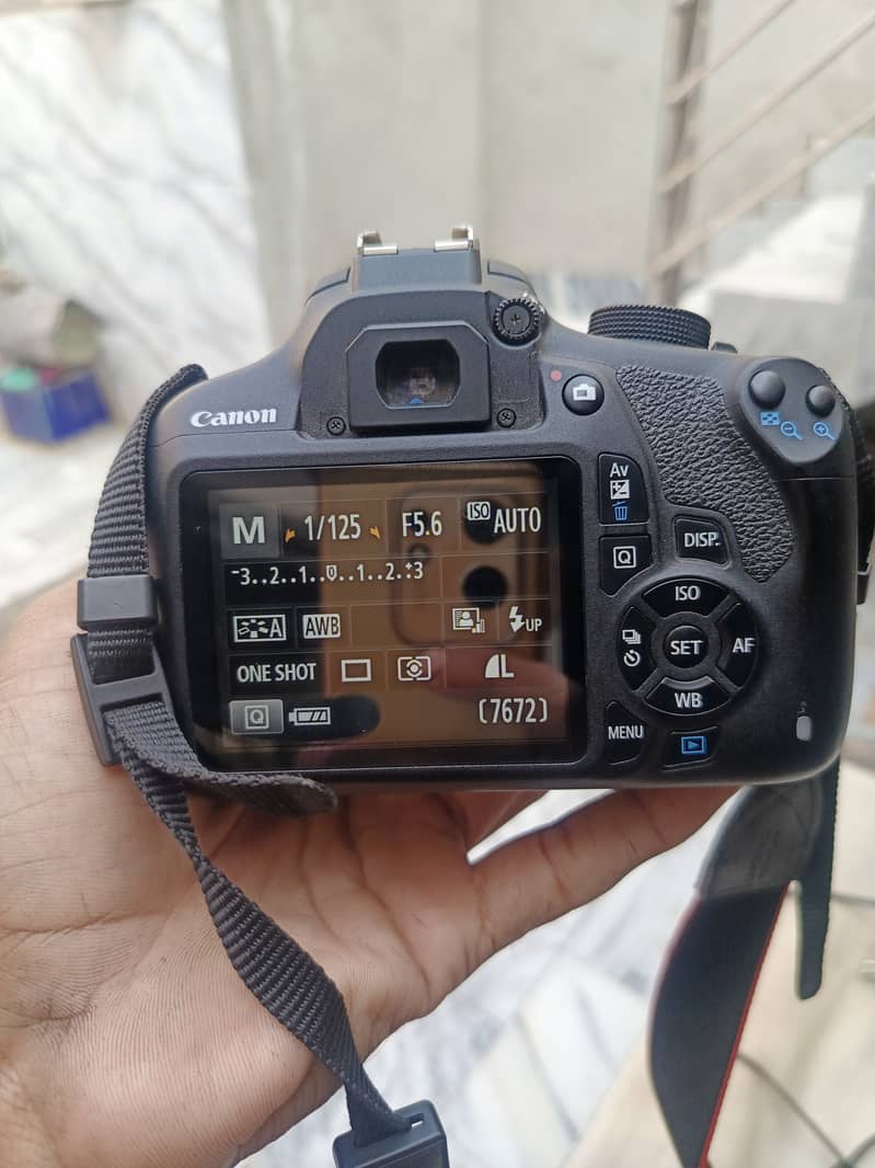 Camera for sale Canon 1200d 4