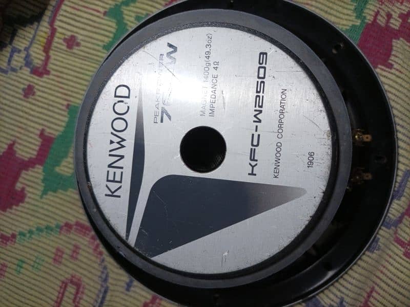 Kenwood Woofer 3