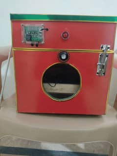 Incubator for (30) eggs