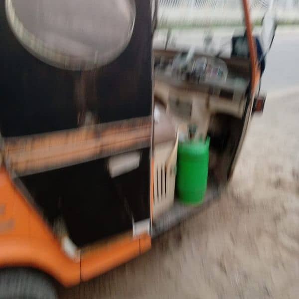 auto rickshaw 10