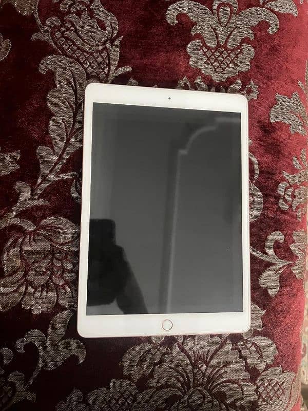 ipad 8gen rose gold (128gb) 1