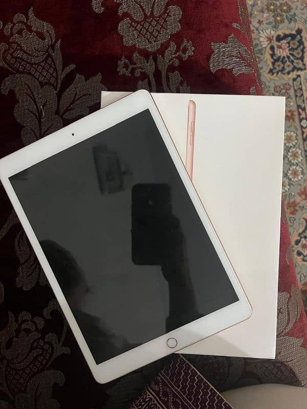 ipad 8gen rose gold (128gb) 2