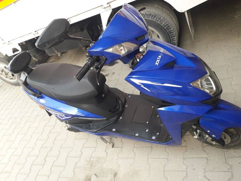 Electric Scooty for Sale 1