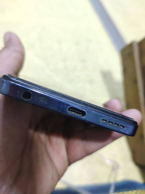 Infinix Not 40i 8/128 3