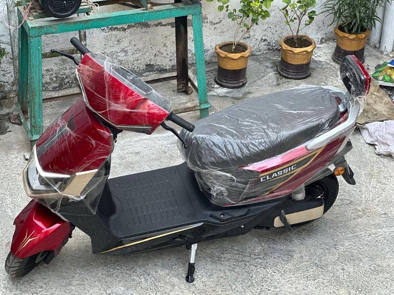 Lima electric scooter very good condition 3