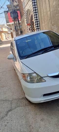 Home used, non accidental and beautiful Honda City IDSI 2004