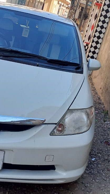 Home used, non accidental and beautiful Honda City IDSI 2004 2