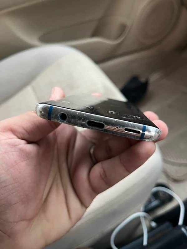 Samsung S9 Glass Or Back Break 1