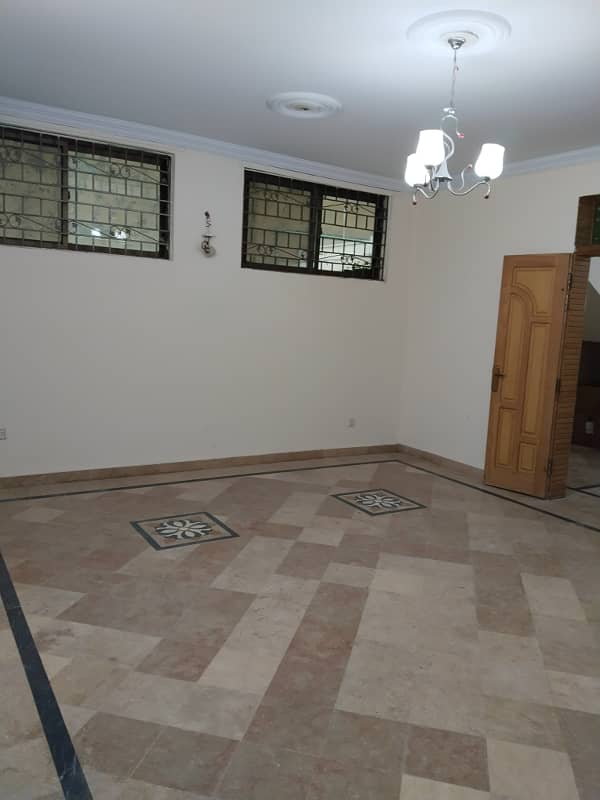 F11 basement 2bed 500sy 2