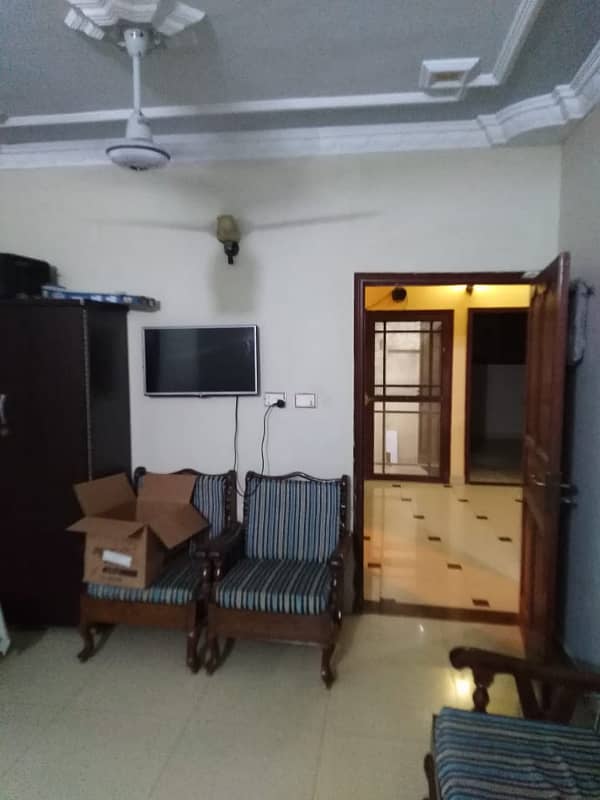 GROUND FLOOR PORTION 3 BED LOUNGE AVAILABLE FOR RENT 3