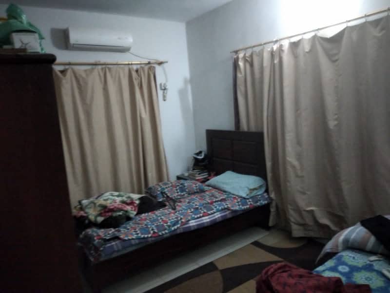 GROUND FLOOR PORTION 3 BED LOUNGE AVAILABLE FOR RENT 5