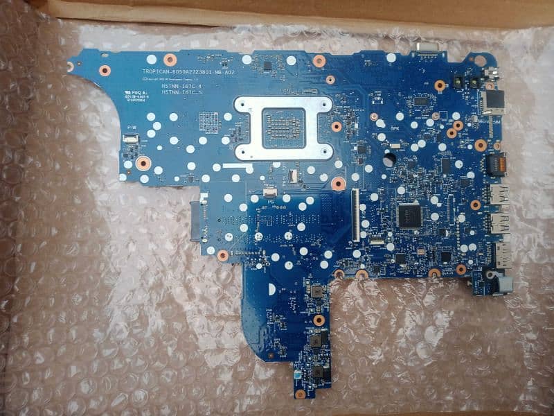 HP 645 G2 MOTHER BOARD FOR PARTS 1