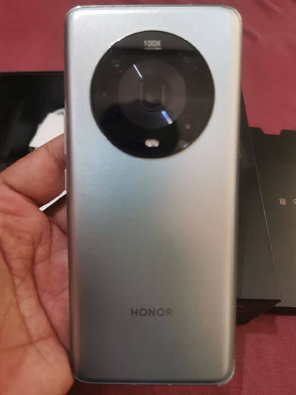 Honor magic 4 Pro 2