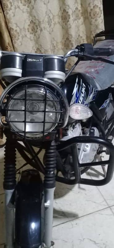 Suzuki Gs 150 SE 2018 model exellent condition perfect engine 2