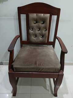 2 Room chairs made in wooden for sale