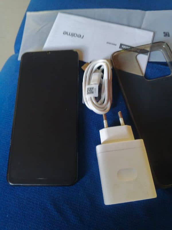 Realme C 53 6/128 gb kit and original charger 0