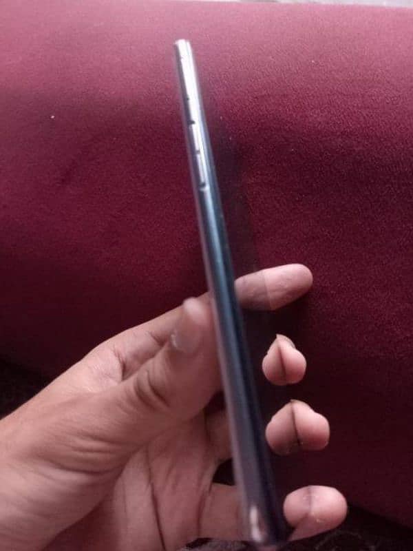 Oppo Reno Z 10/10 (8) (256) Charger + Back cover 4