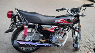 HONDA 125 2024 MODEL LUSH NEW CONDITION ONLY 1700KM