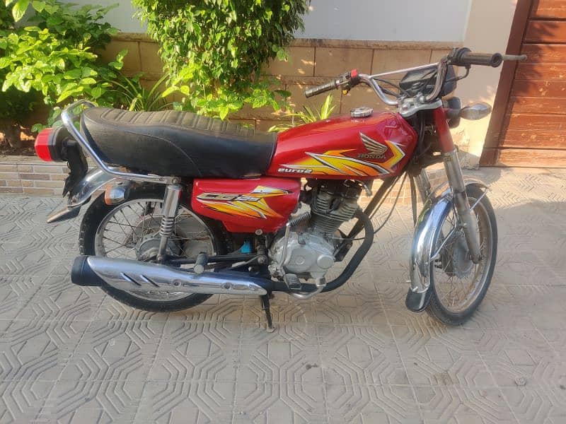 Honda 125 model 2021 Karachi number contact number 03320364390 4