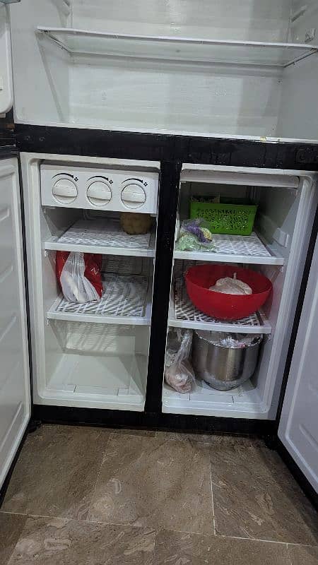 4 dor  fridge 8