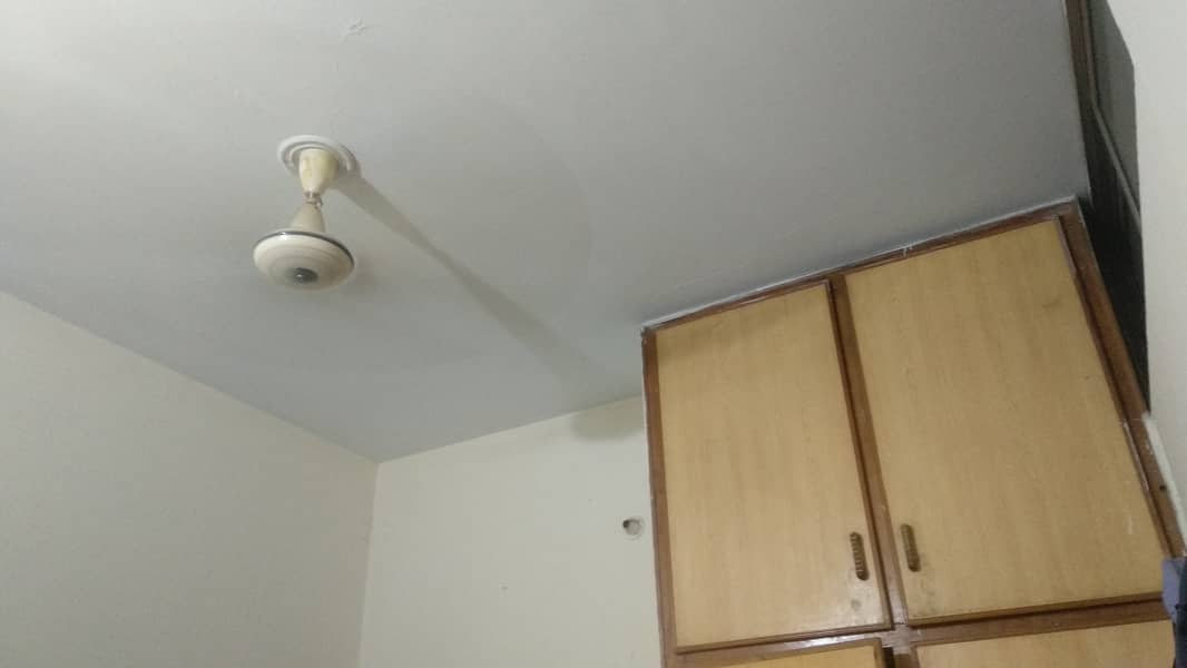 Room for Rent in Civic Center near Gulberg Greens 3