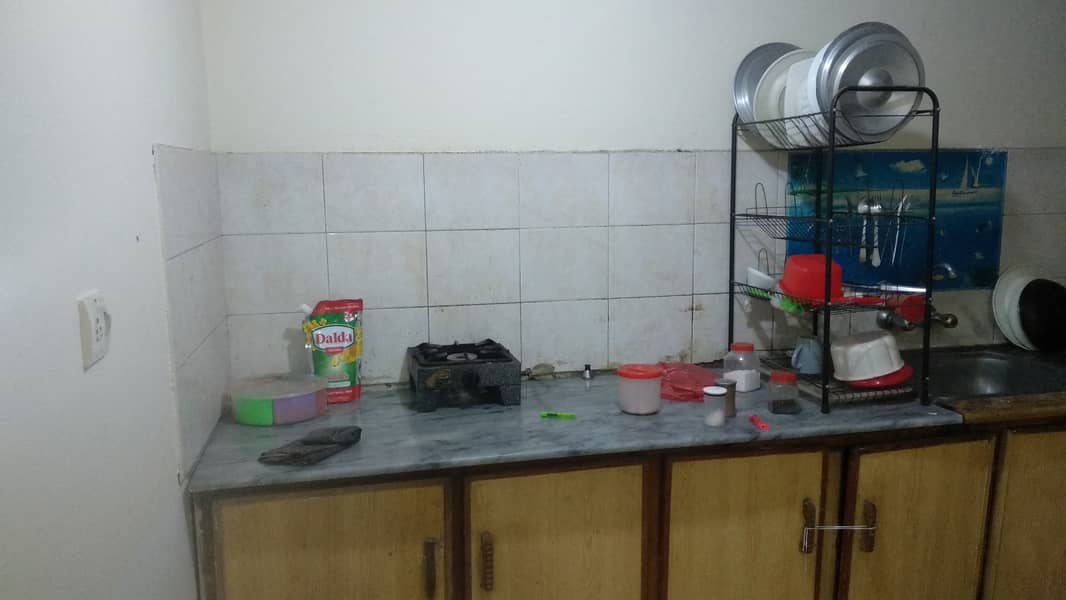 Room for Rent in Civic Center near Gulberg Greens 7