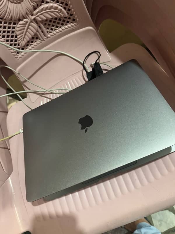 Macbook Air 2020 8/256 10/10 1