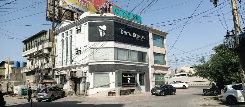 16 MARLA COMMERCIAL BUILDING FOR SALE IN JOHAR TOWN ,R1 Block IDEAL LOCATION 10