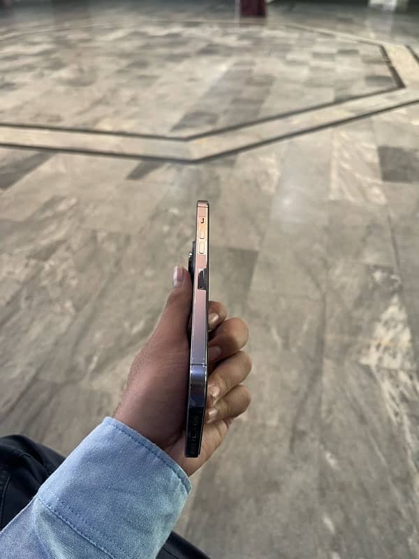 iPhone 14 pro max 128gb sim working glitch 5