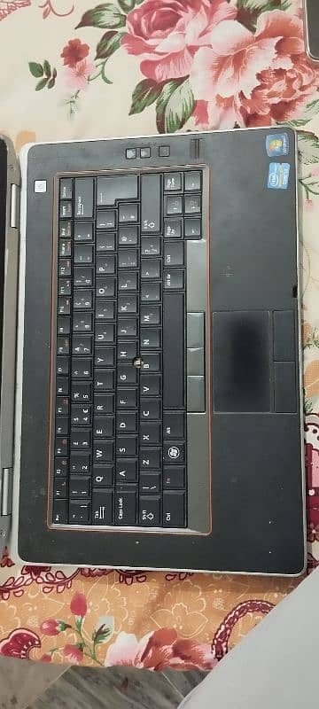 dell E6420 4gb/320 corei3 without battery 3