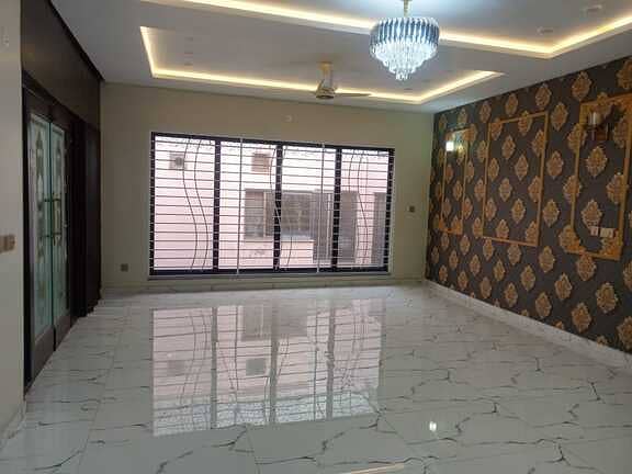 Unoccupied House Of 10 Marla Is Available For Sale In Johar Town 20