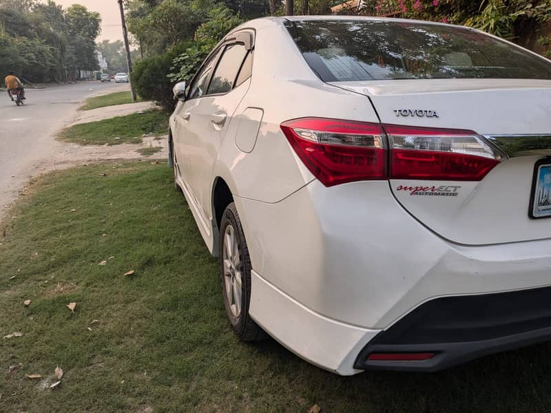 Toyota Corolla Altis 2017 5