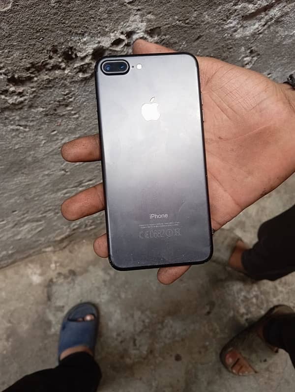 iPhone 7plus number 0079431237 5